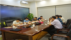 广西金融职业技术学院考察团到访恒隆小贷调研